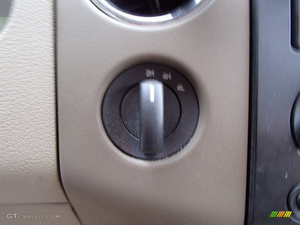 2004 F150 XLT SuperCrew 4x4 - Arizona Beige Metallic / Tan photo #18