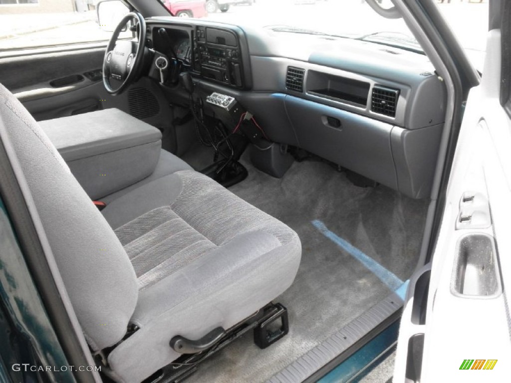1997 Dodge Ram 1500 Sport Extended Cab 4x4 Mist Gray Dashboard Photo #82064818