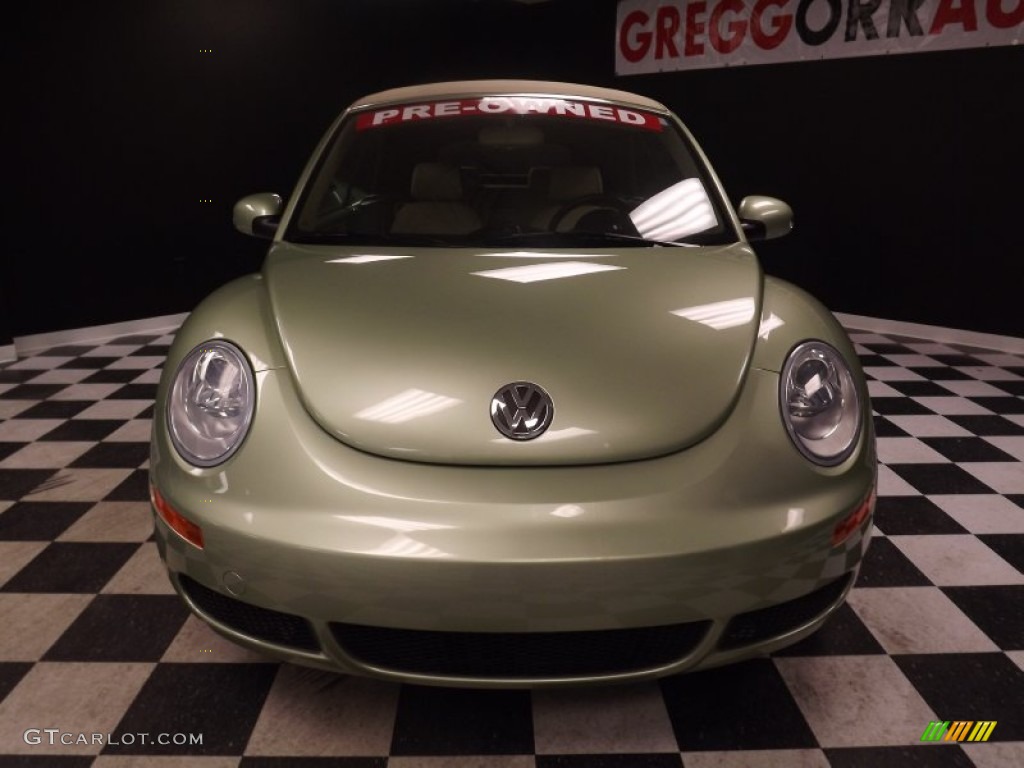2008 New Beetle SE Convertible - Gecko Green / Cream Beige photo #2