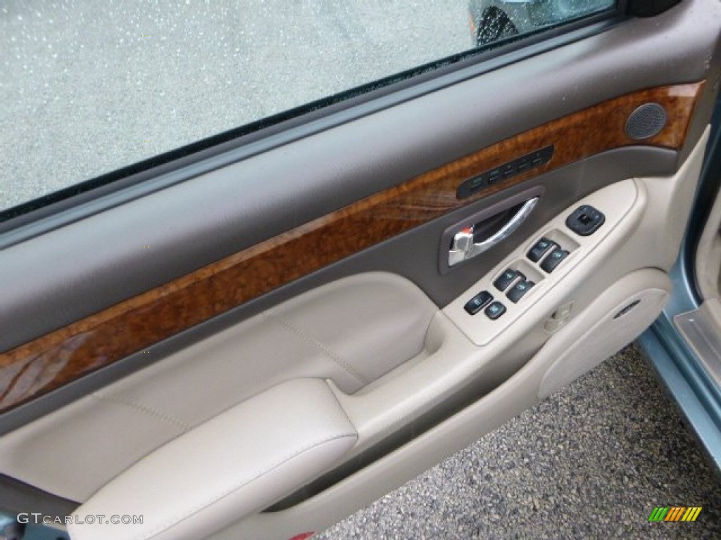 2004 XG350 Sedan - Celadon Green Metallic / Beige photo #20