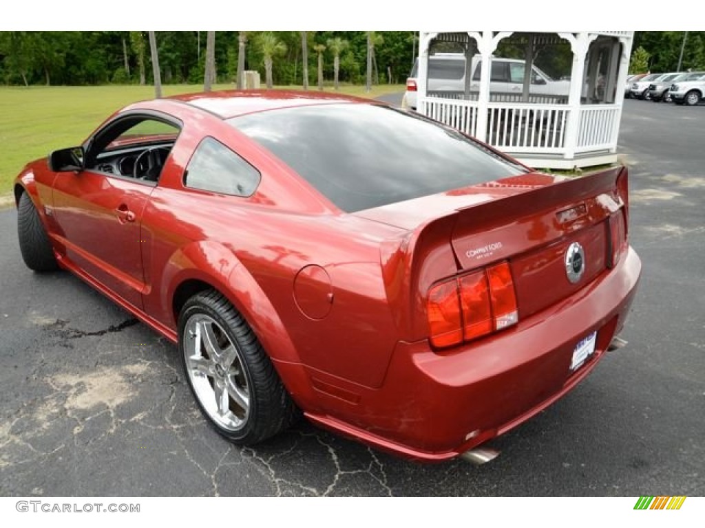 2005 Mustang GT Premium Coupe - Redfire Metallic / Dark Charcoal photo #7