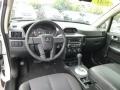 2011 White Pearl Mitsubishi Endeavor LS  photo #17