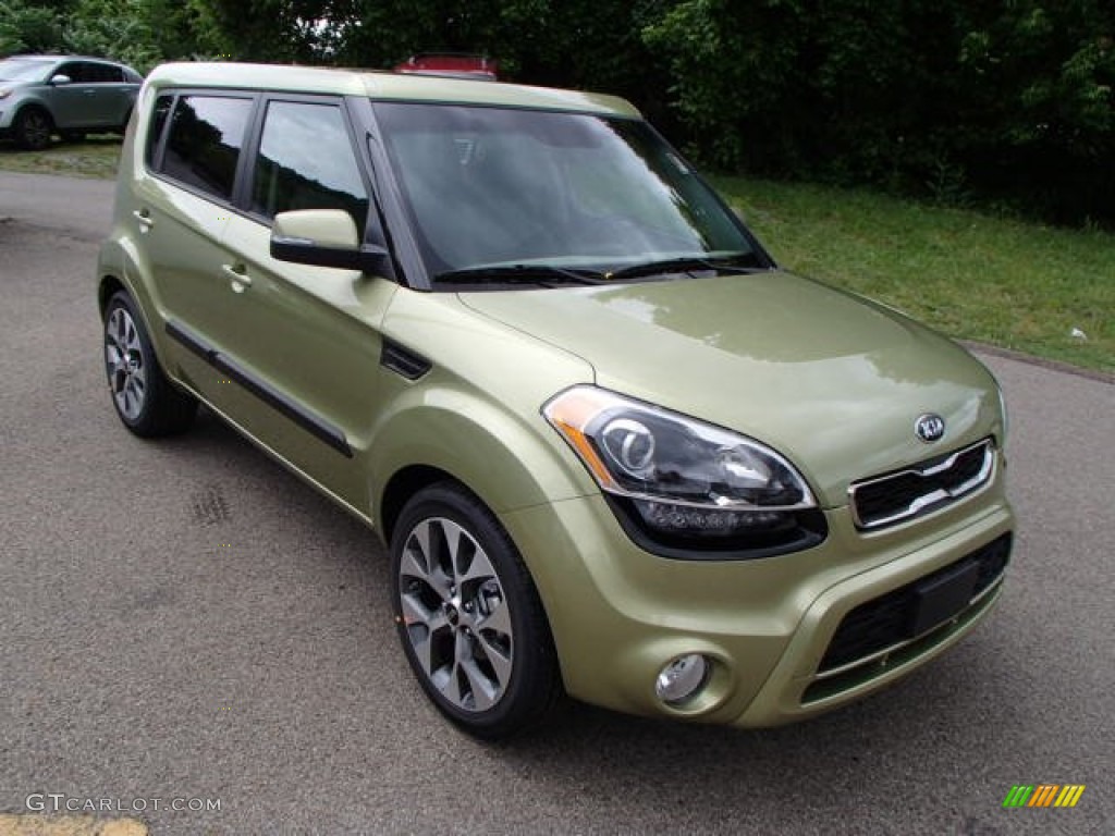 Alien Green 2013 Kia Soul ! Exterior Photo #82066928