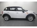 Light White - Cooper Countryman Photo No. 2