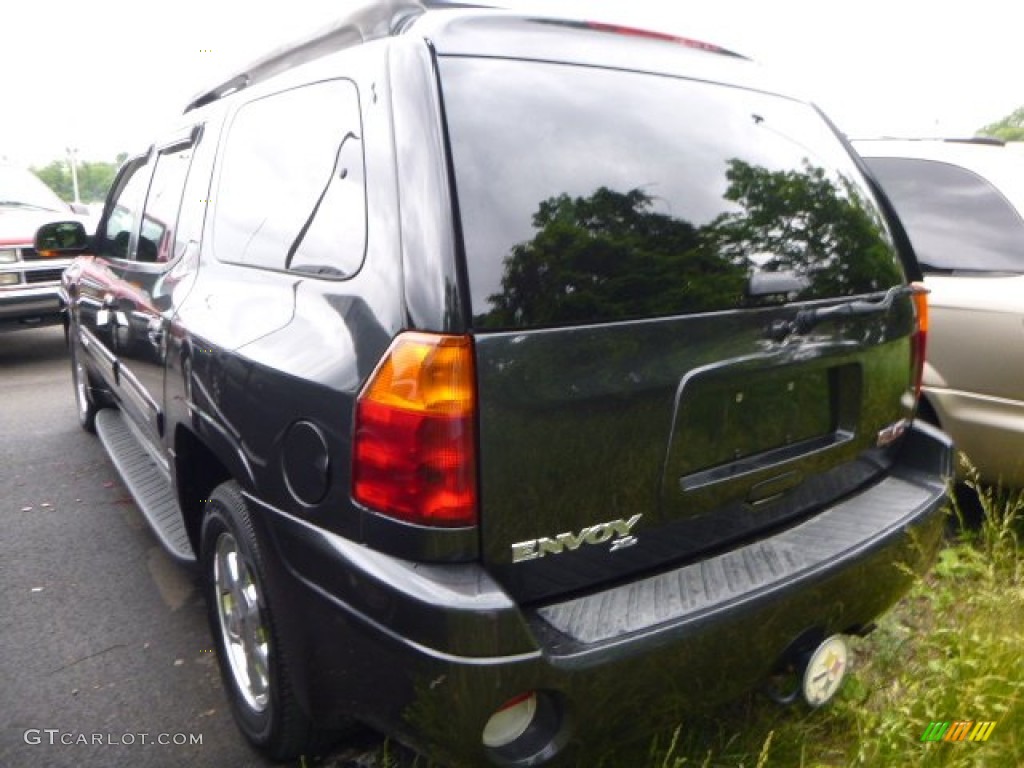 2005 Envoy XL SLT 4x4 - Carbon Black Metallic / Ebony photo #4