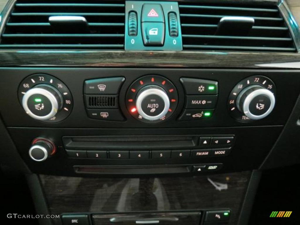 2008 BMW 5 Series 550i Sedan Controls Photo #82070396