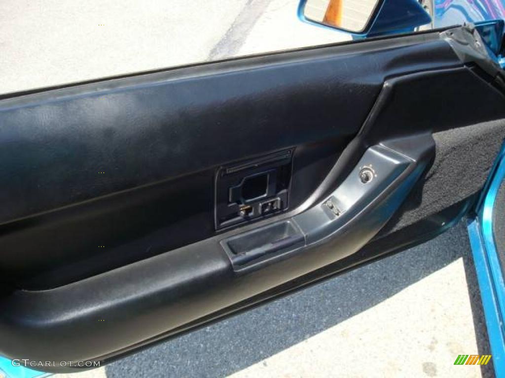 1993 Corvette Coupe - Quasar Blue Metallic / Black photo #10