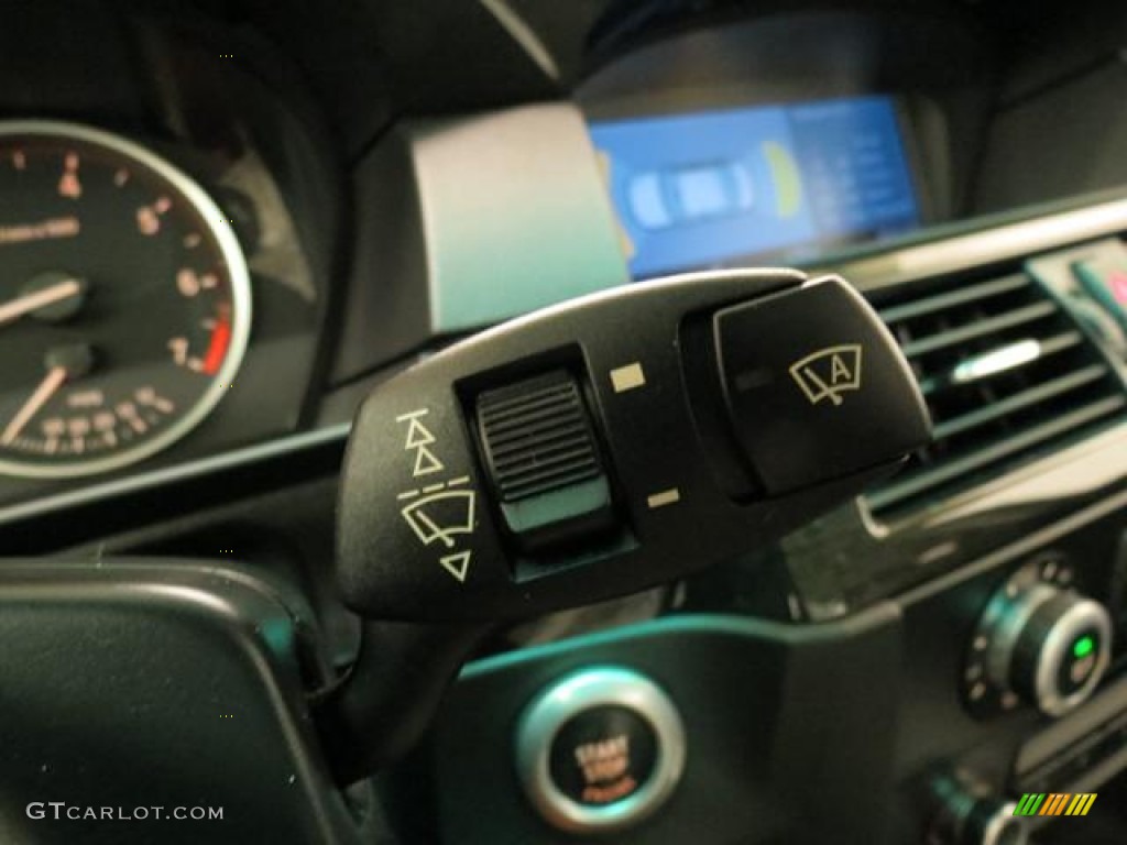 2008 BMW 5 Series 550i Sedan Controls Photo #82070573
