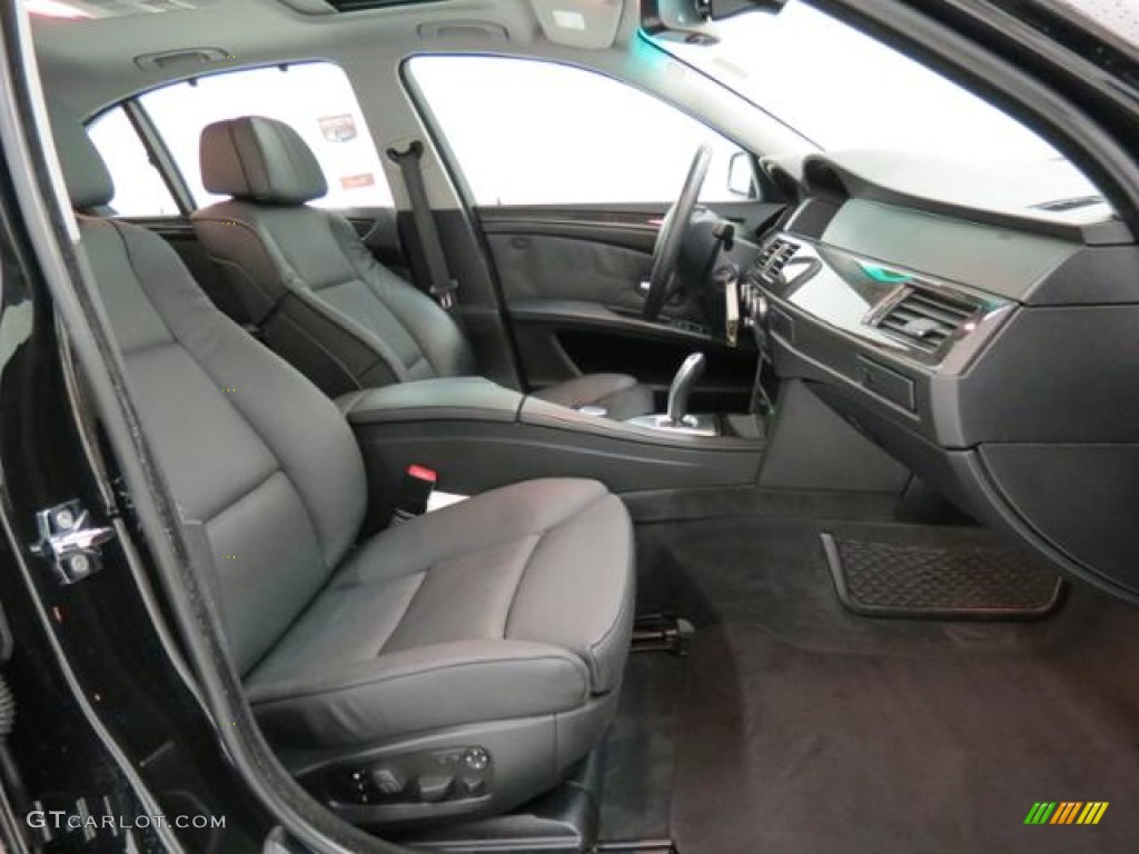 2008 BMW 5 Series 550i Sedan Front Seat Photo #82070653