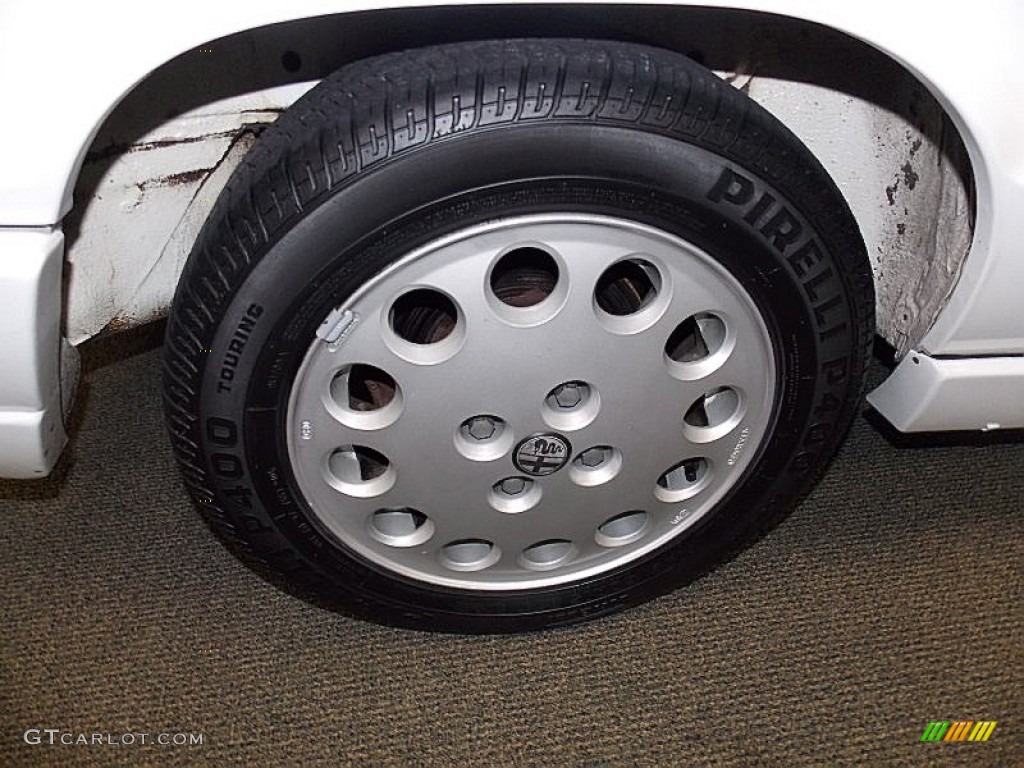 1991 Alfa Romeo Spider Veloce Wheel Photo #82070792