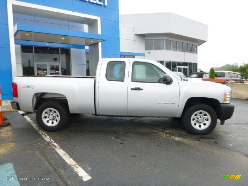 2011 Silverado 1500 Extended Cab 4x4 - Sheer Silver Metallic / Dark Titanium photo #2