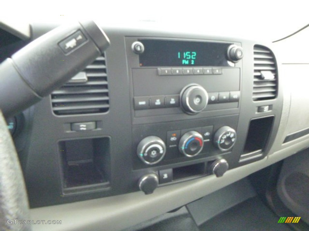 2011 Silverado 1500 Extended Cab 4x4 - Sheer Silver Metallic / Dark Titanium photo #18
