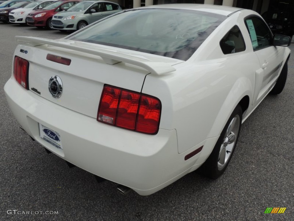 2007 Mustang GT/CS California Special Coupe - Performance White / Black/Dove Accent photo #10