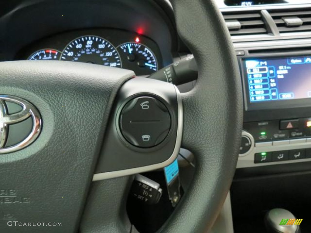 2013 Camry L - Classic Silver Metallic / Ash photo #15