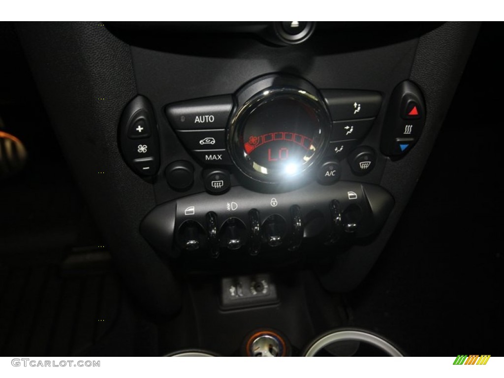 2013 Cooper S Clubman - White Silver Metallic / Carbon Black photo #17