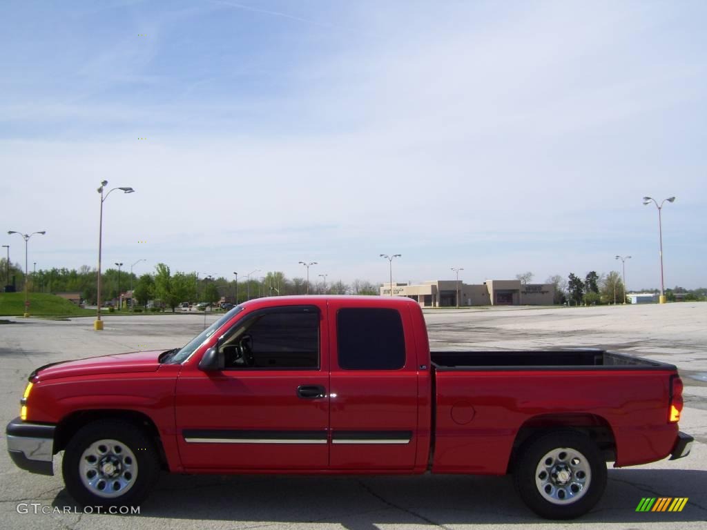 2005 Silverado 1500 LS Extended Cab - Victory Red / Dark Charcoal photo #5