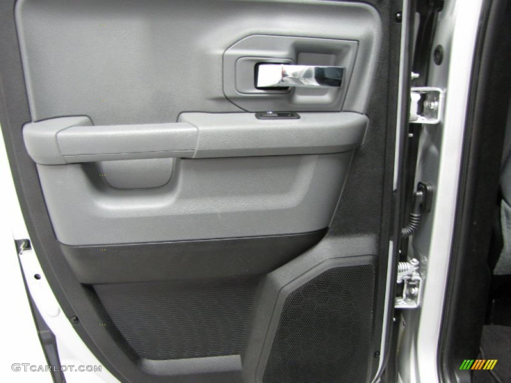 2013 1500 SLT Quad Cab 4x4 - Bright Silver Metallic / Black/Diesel Gray photo #11