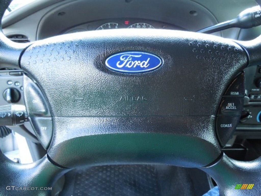2002 Ford Ranger Sport SuperCab Controls Photos