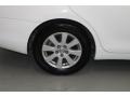Super White - Camry Hybrid Photo No. 4