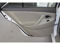 Super White - Camry Hybrid Photo No. 23