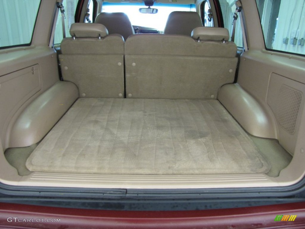 2000 Mountaineer V8 AWD - Toreador Red Metallic / Prairie Tan photo #3