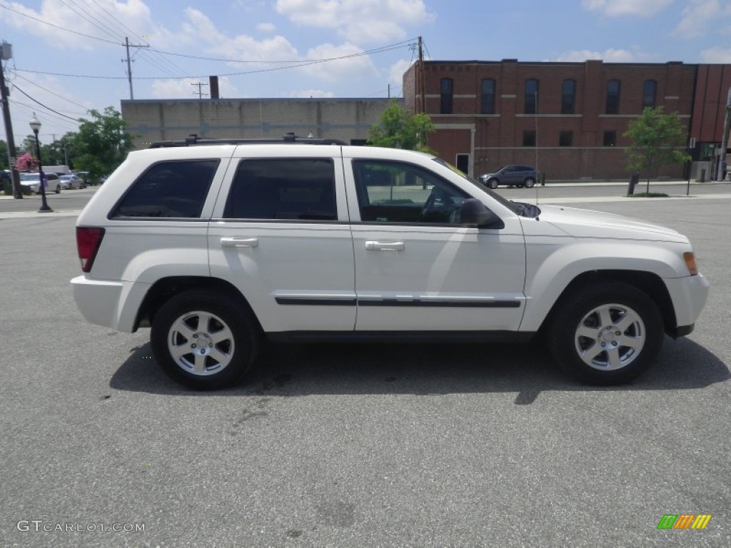 Stone White 2009 Jeep Grand Cherokee Laredo 4x4 Exterior Photo #82081162