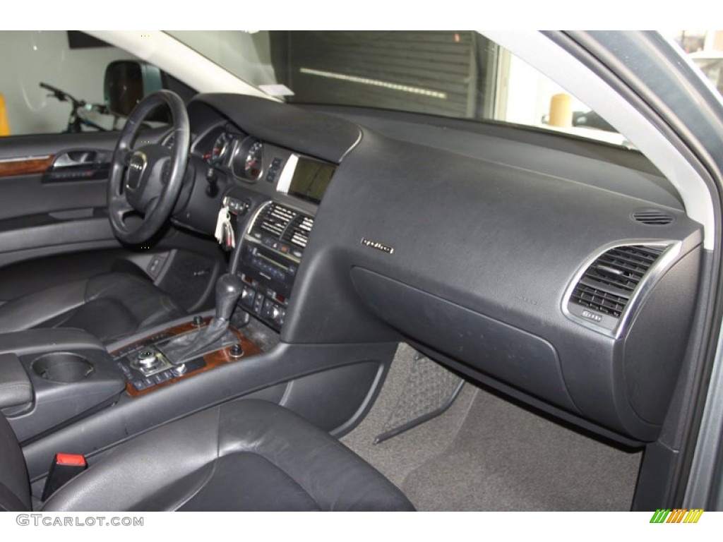 2007 Q7 3.6 Premium quattro - Light Silver Metallic / Black photo #50