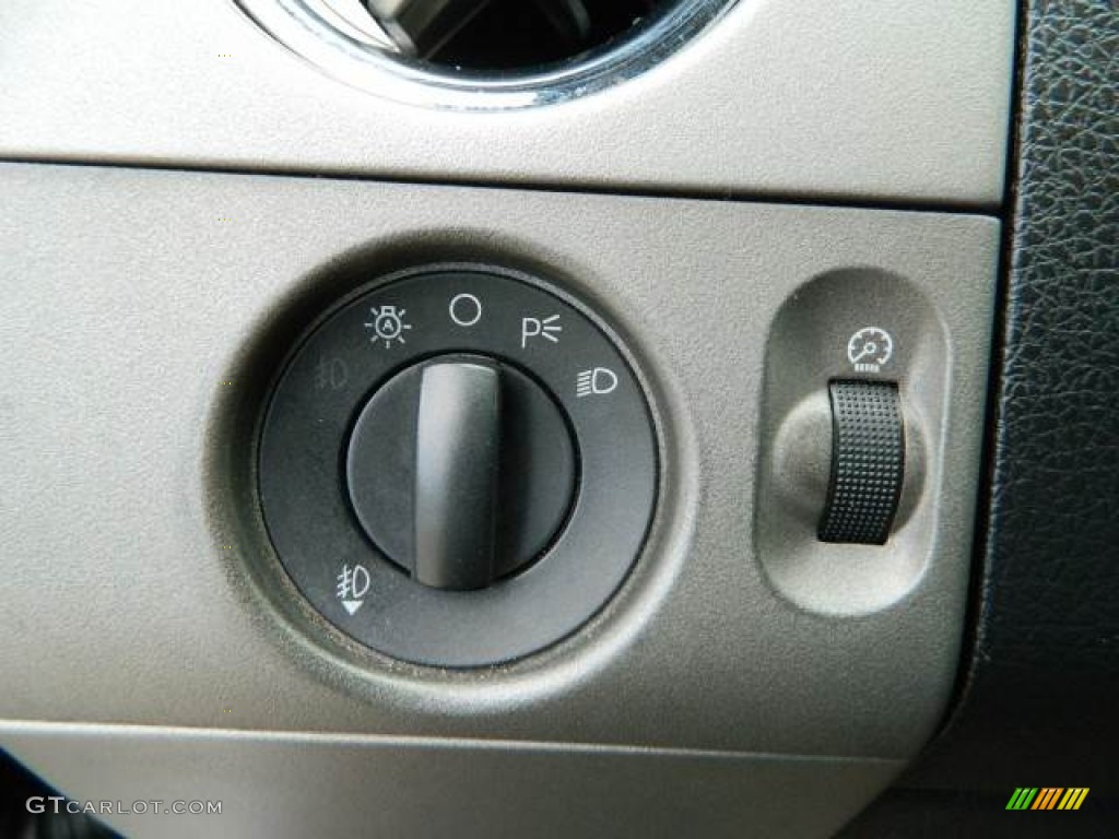 2006 F150 Lariat SuperCrew - Black / Black photo #21