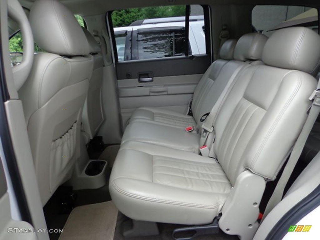 2005 Dodge Durango Limited 4x4 Rear Seat Photo #82086647