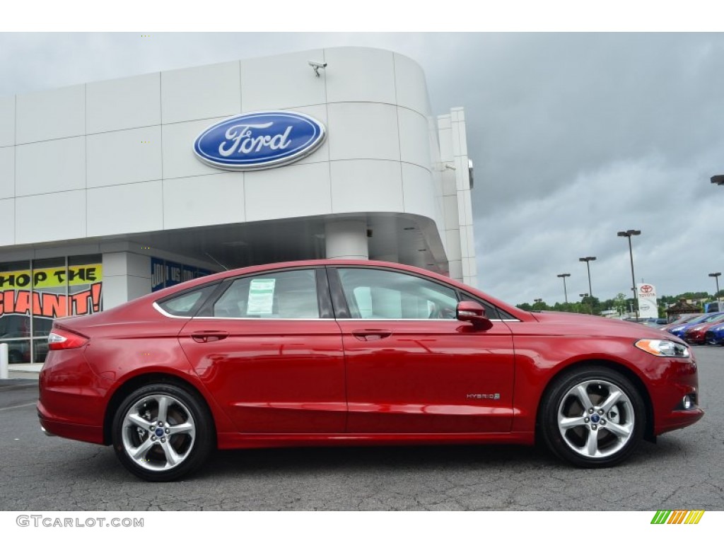 2013 Fusion Hybrid SE - Ruby Red Metallic / Charcoal Black photo #2