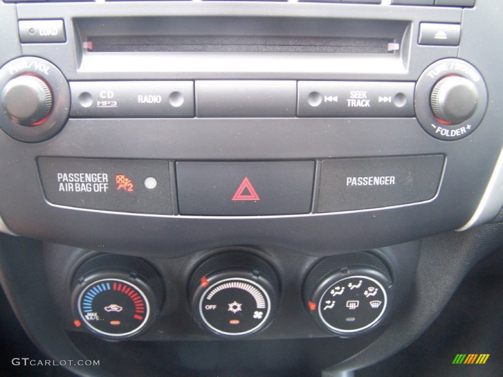 2013 Mitsubishi Outlander Sport ES 4WD Controls Photo #82089763