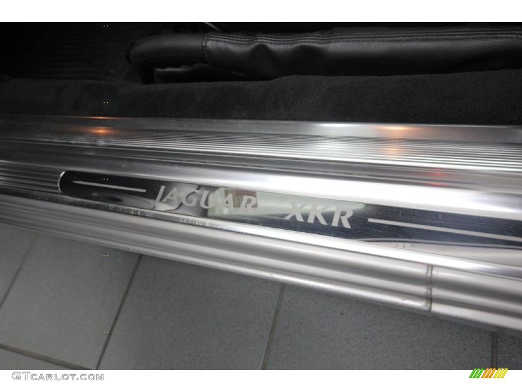 2000 Jaguar XK XKR Coupe Marks and Logos Photo #82090263