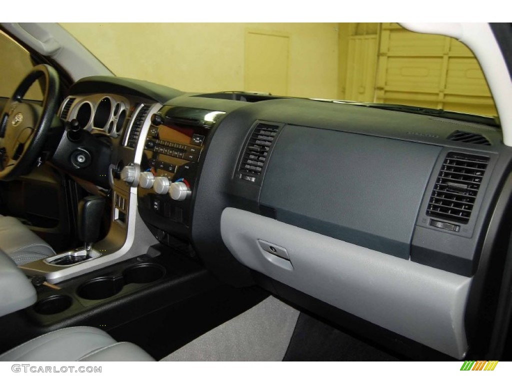 2011 Toyota Tundra CrewMax Dashboard Photos