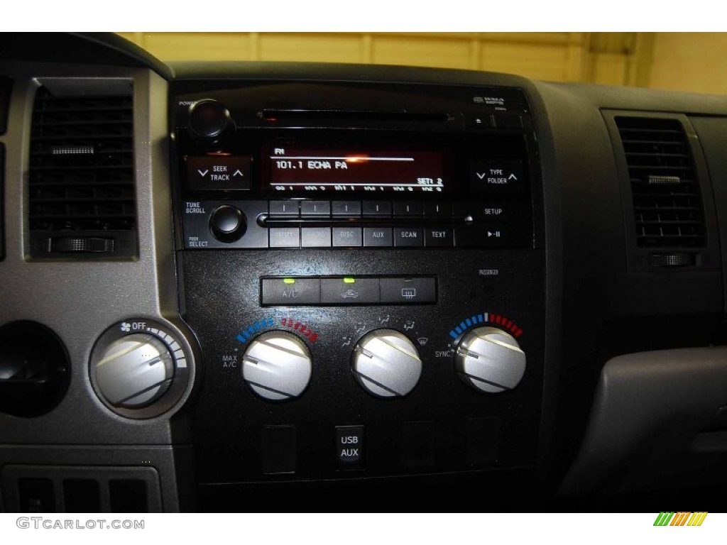 2011 Toyota Tundra CrewMax Controls Photos