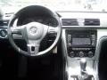 Candy White - Passat 2.5L SE Photo No. 16