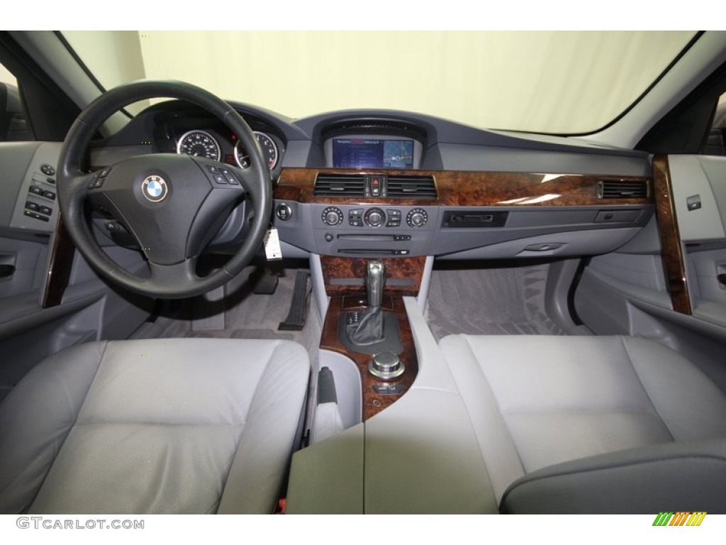 2007 BMW 5 Series 525i Sedan Dashboard Photos
