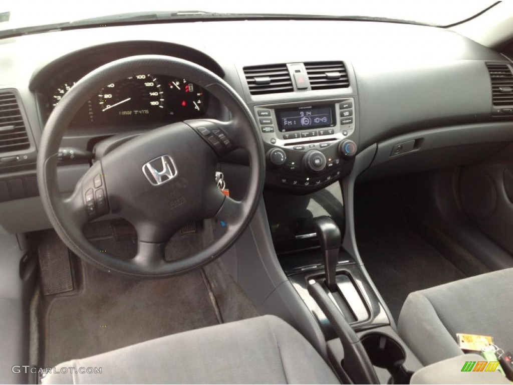 2006 Accord SE Sedan - Royal Blue Pearl / Gray photo #14