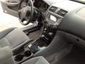 2006 Royal Blue Pearl Honda Accord SE Sedan  photo #17