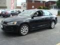 Black - Jetta SE Sedan Photo No. 3