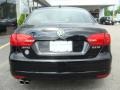 Black - Jetta SE Sedan Photo No. 5