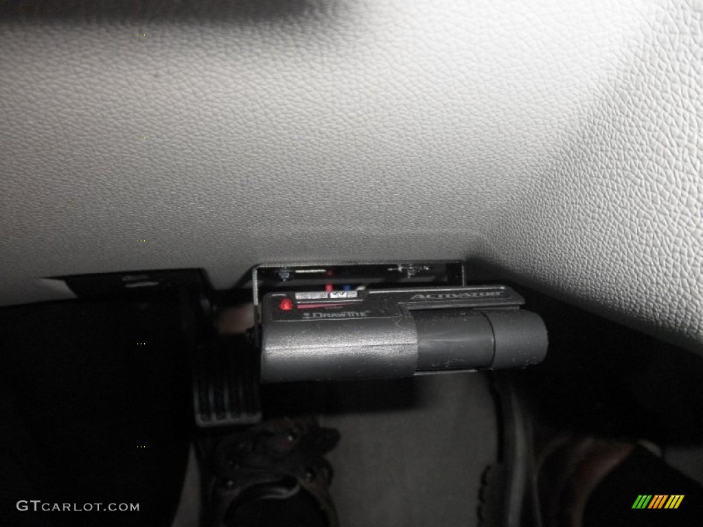 2009 Acadia SLE - Silver Green Metallic / Light Titanium photo #17