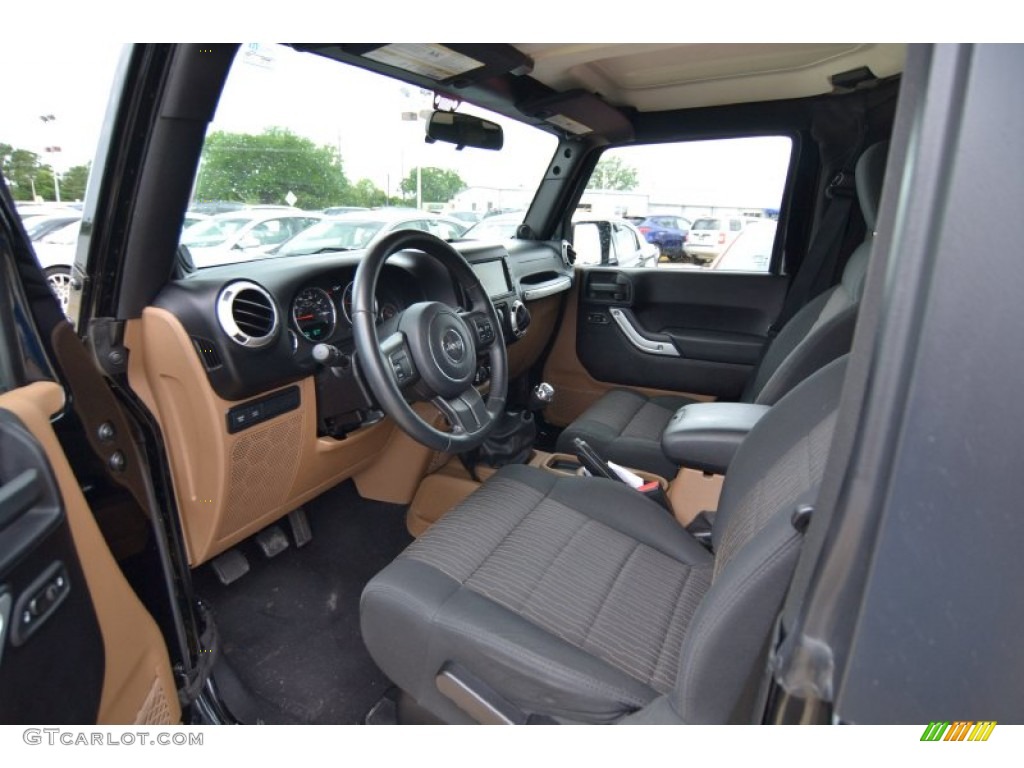 2011 Wrangler Rubicon 4x4 - Black / Black/Dark Saddle photo #13