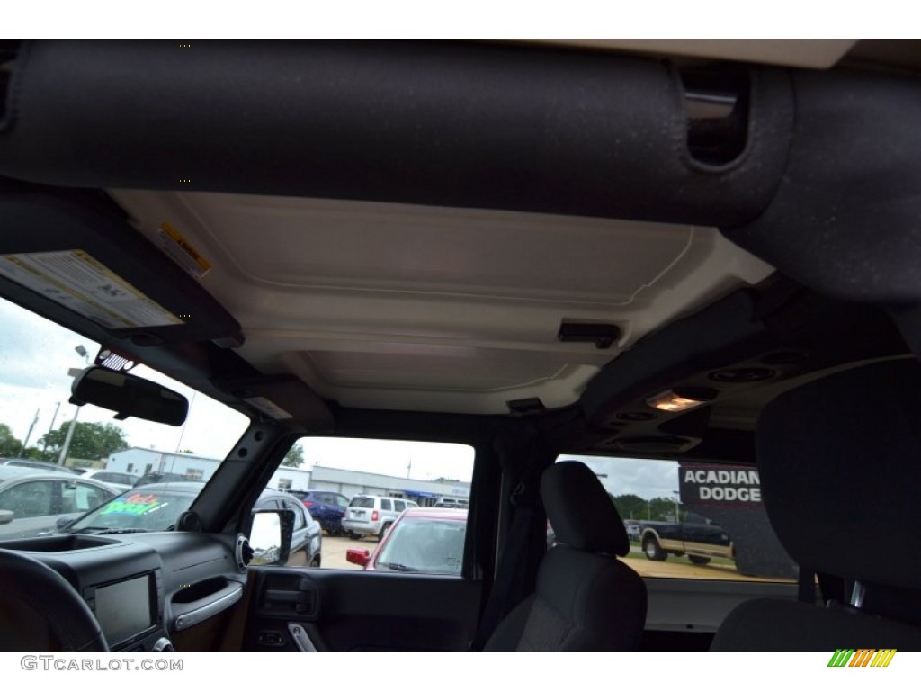 2011 Wrangler Rubicon 4x4 - Black / Black/Dark Saddle photo #15