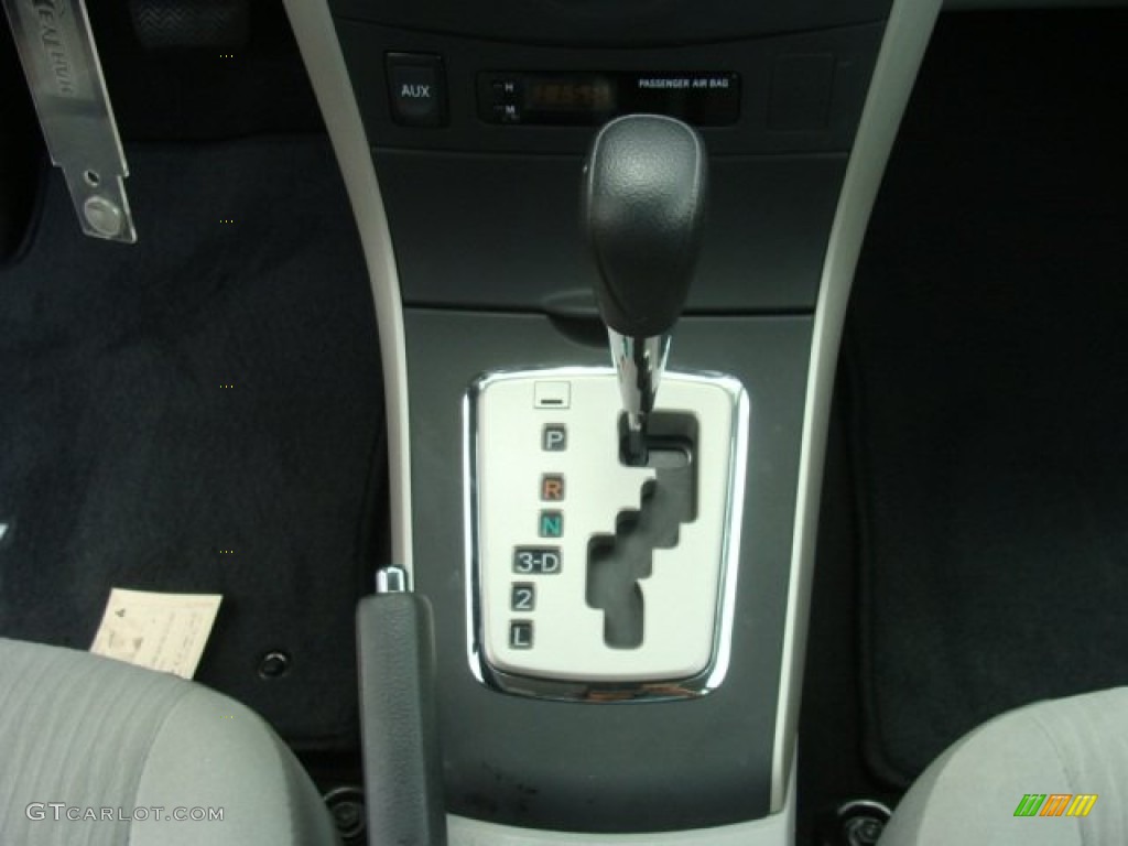 2010 Toyota Corolla LE 4 Speed Automatic Transmission Photo #82103482