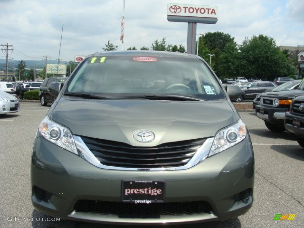 2011 Sienna LE - Cypress Green Pearl / Bisque photo #2