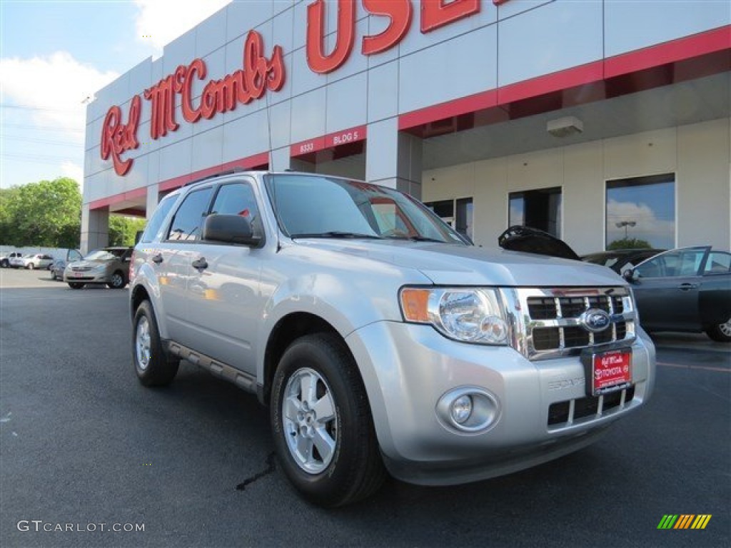 2010 Escape XLT 4WD - Ingot Silver Metallic / Stone photo #1