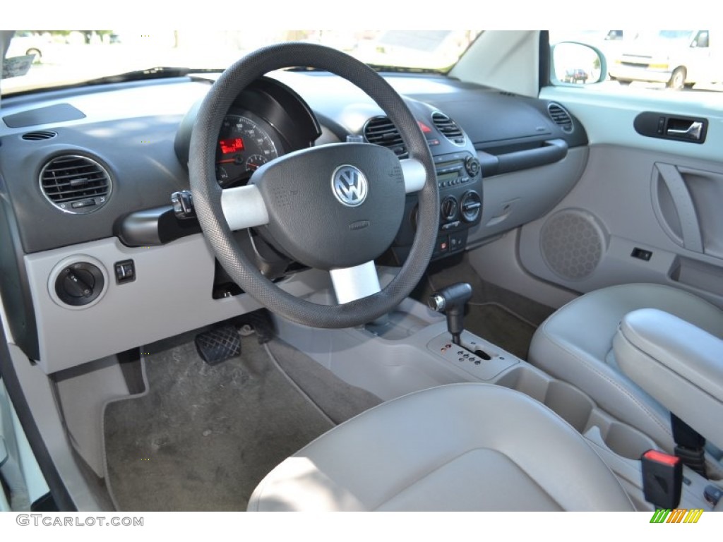 Grey Interior 2006 Volkswagen New Beetle 2.5 Convertible Photo #82104583