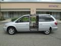 2005 Bright Silver Metallic Dodge Grand Caravan SXT  photo #4