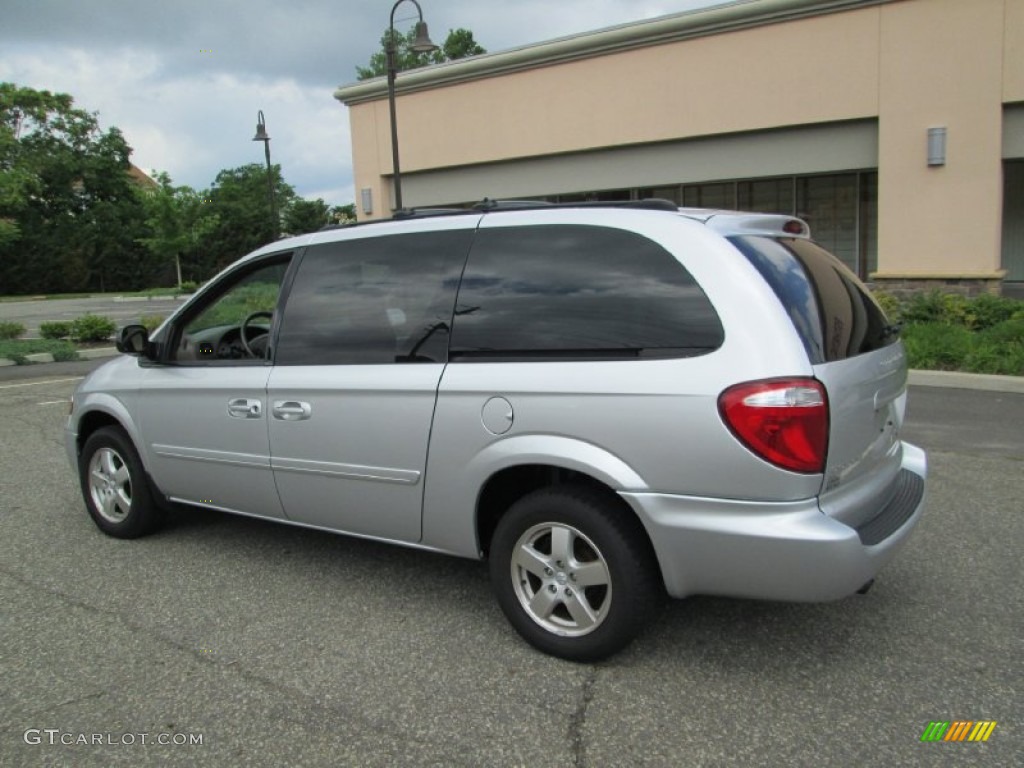 2005 Grand Caravan SXT - Bright Silver Metallic / Medium Slate Gray photo #5