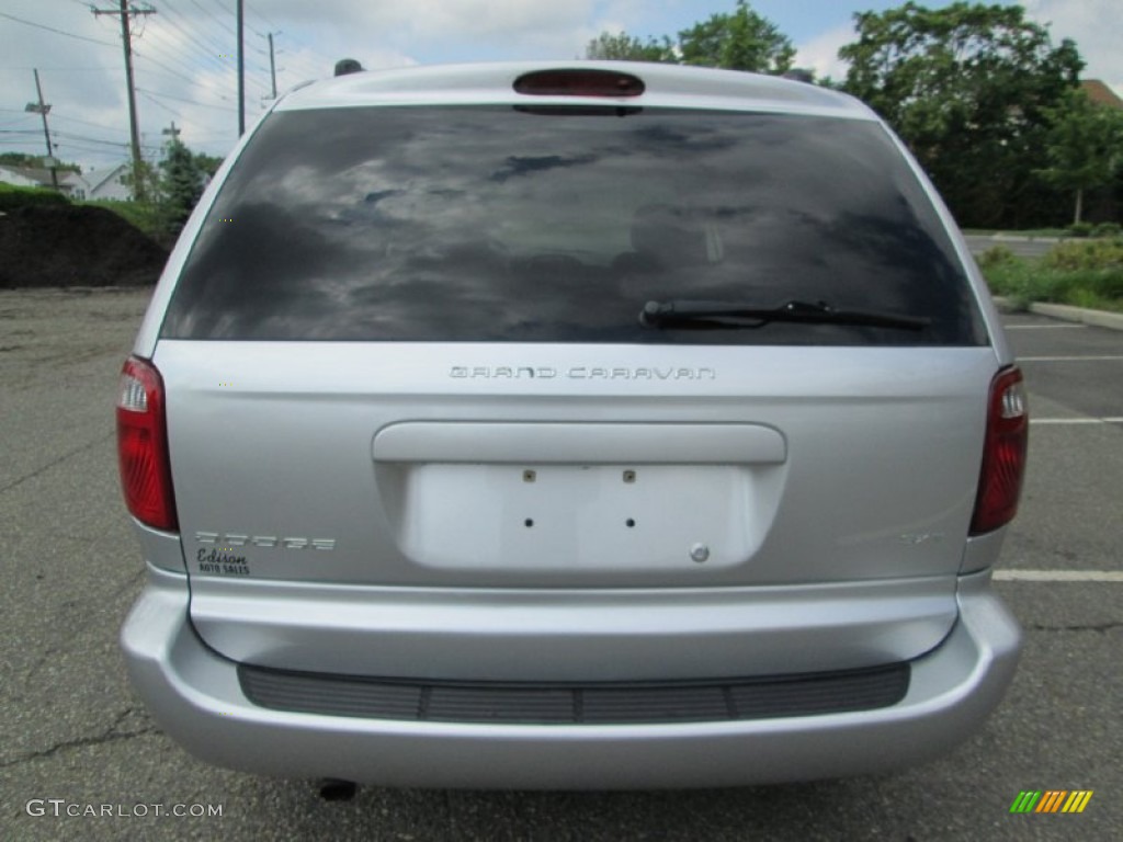2005 Grand Caravan SXT - Bright Silver Metallic / Medium Slate Gray photo #7
